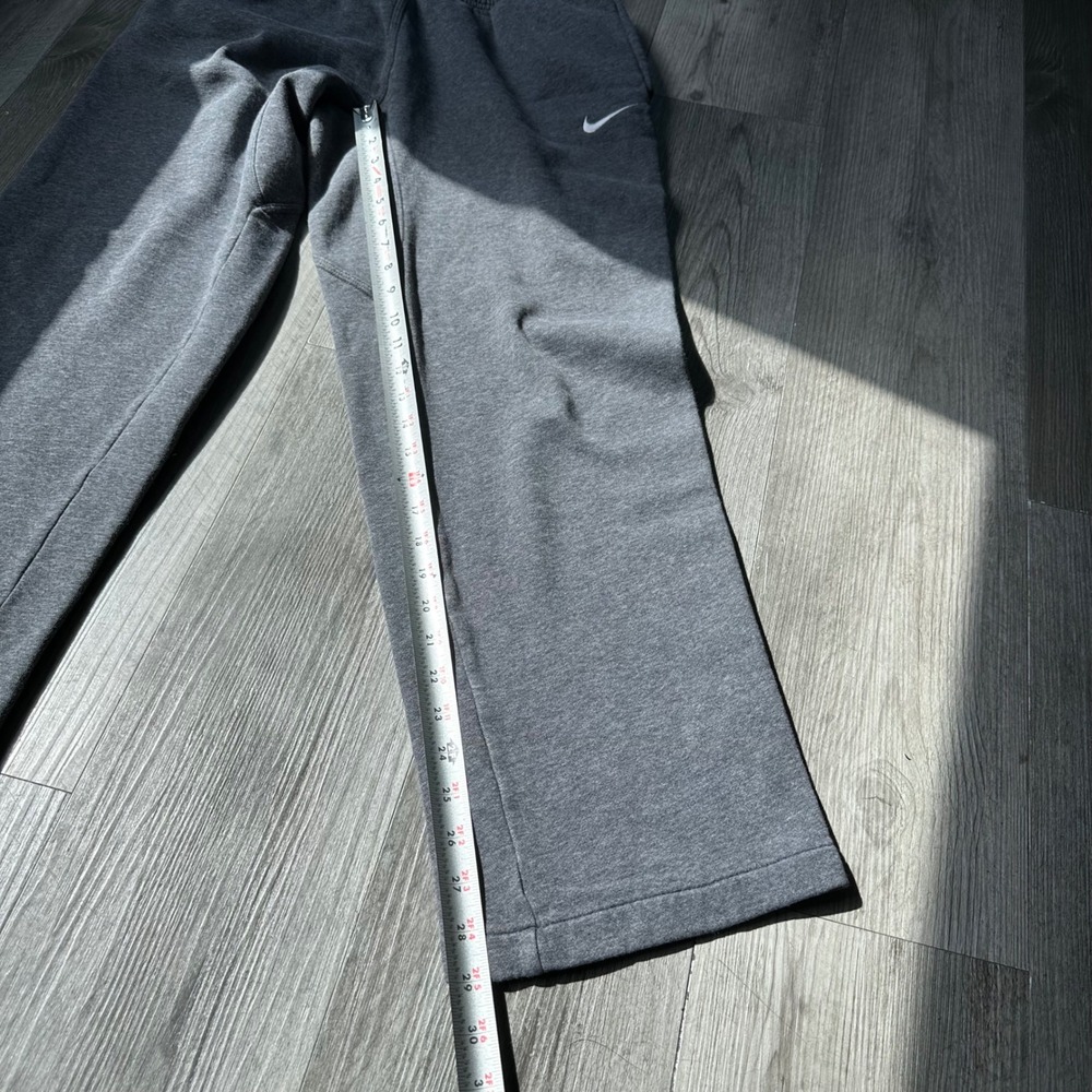 Y2K baggy Nike Gray Fleece Sweatpants Womens Medium open hem embroidered Swoosh - Picture 6 of 7